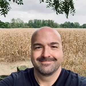 Meet your Posher, Jonathan